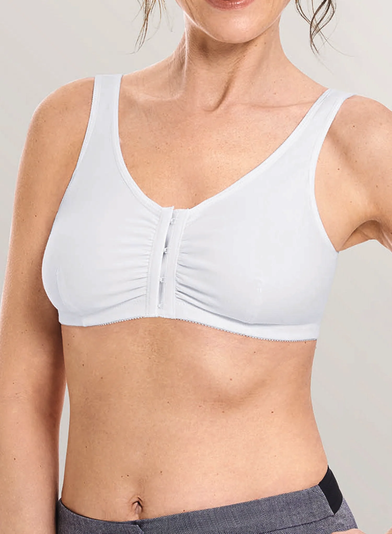 Amoena: Frances Mastectomy Bra White - Image 3