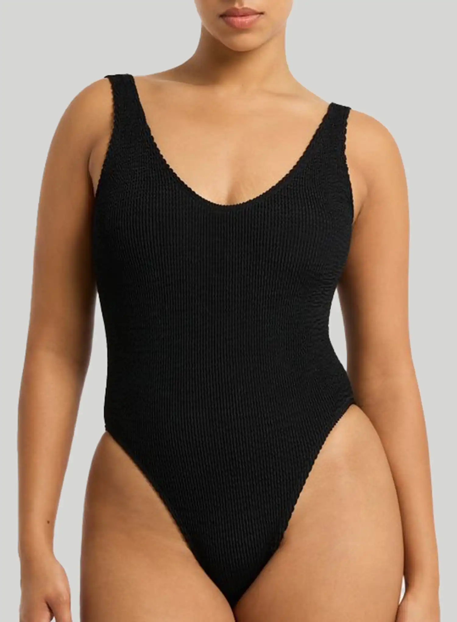 Bond Eye: The Mara One Piece R Black - Image 4