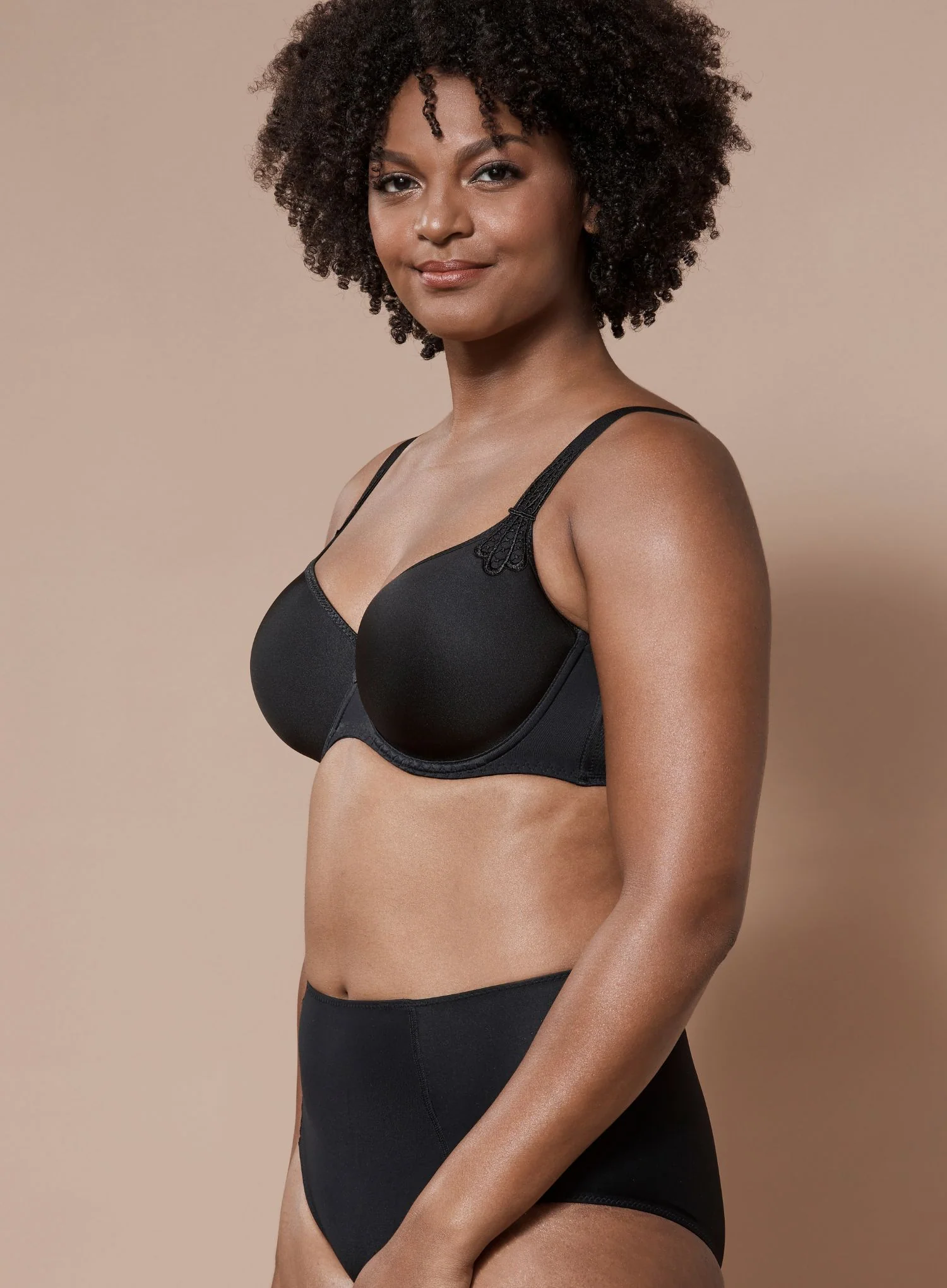 Corin: Virginia Spacer Bra Black - Image 2