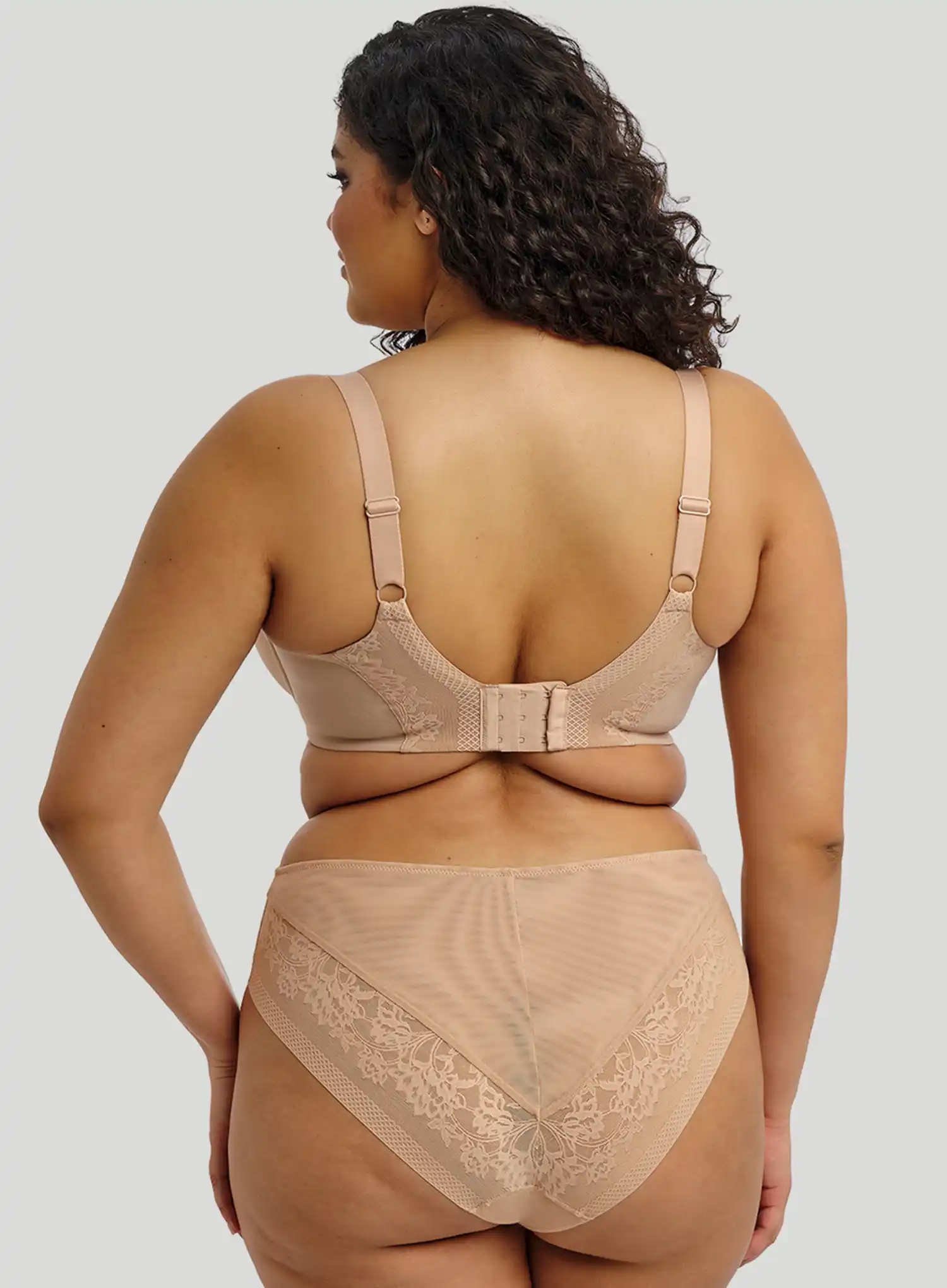 Elomi: Nerina Bandless Spacer Moulded Bra Sahara - Image 3