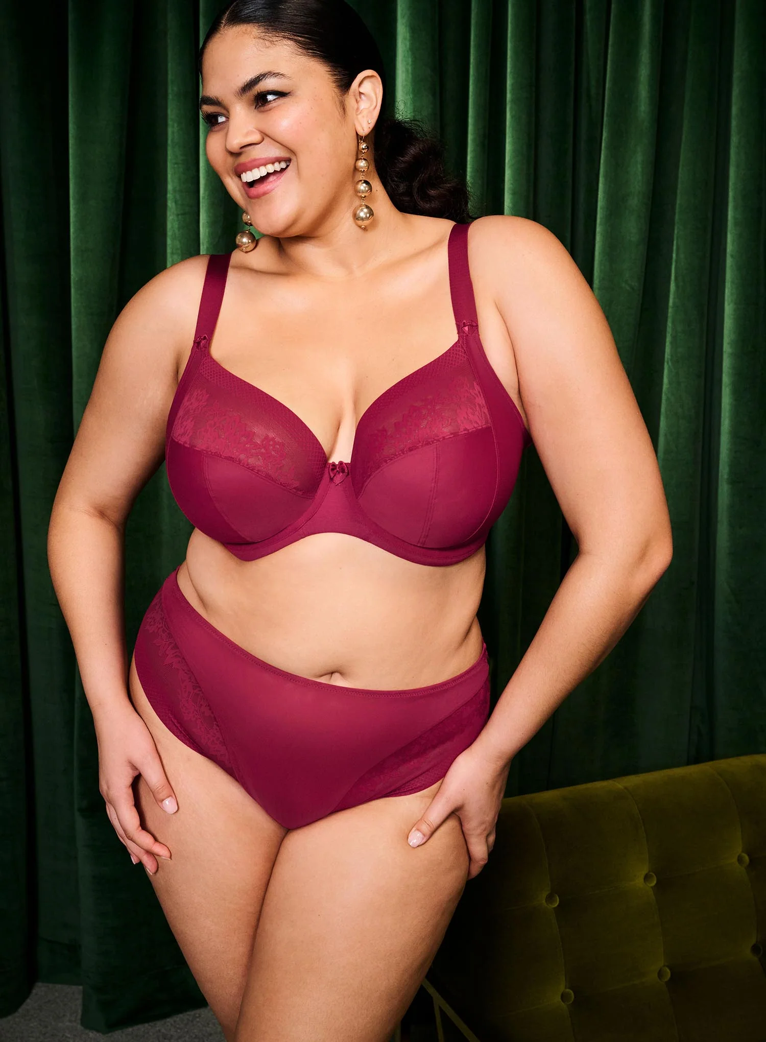 Elomi: Nerina Underwired Plunge Bra Rouge - Image 2