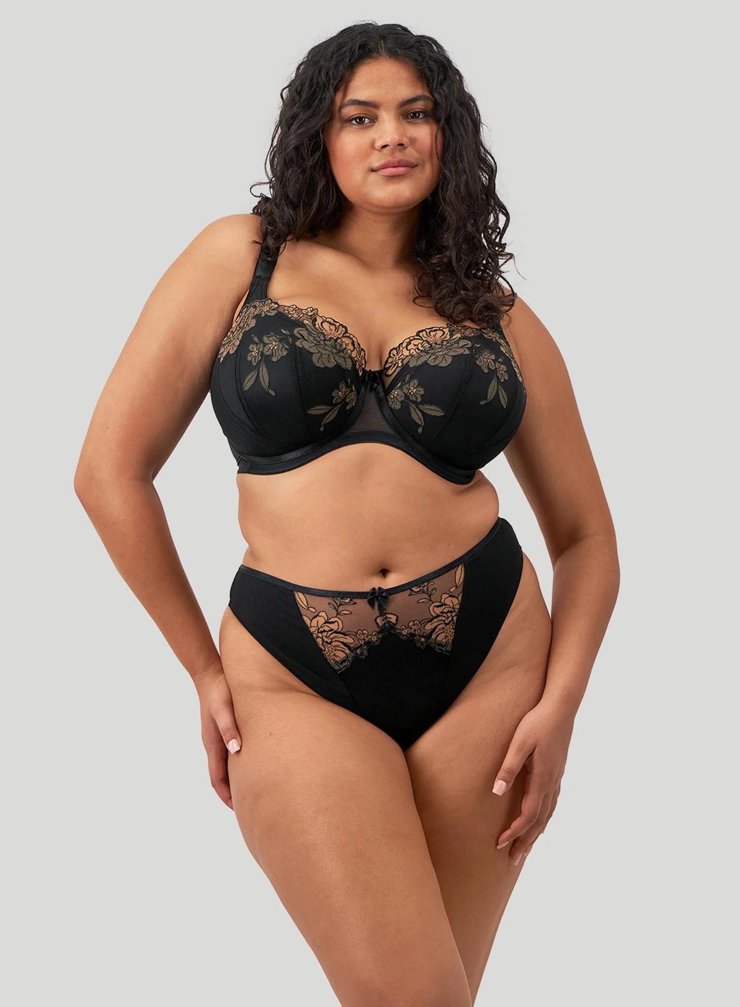 Elomi: Teagan Thong Black Almond