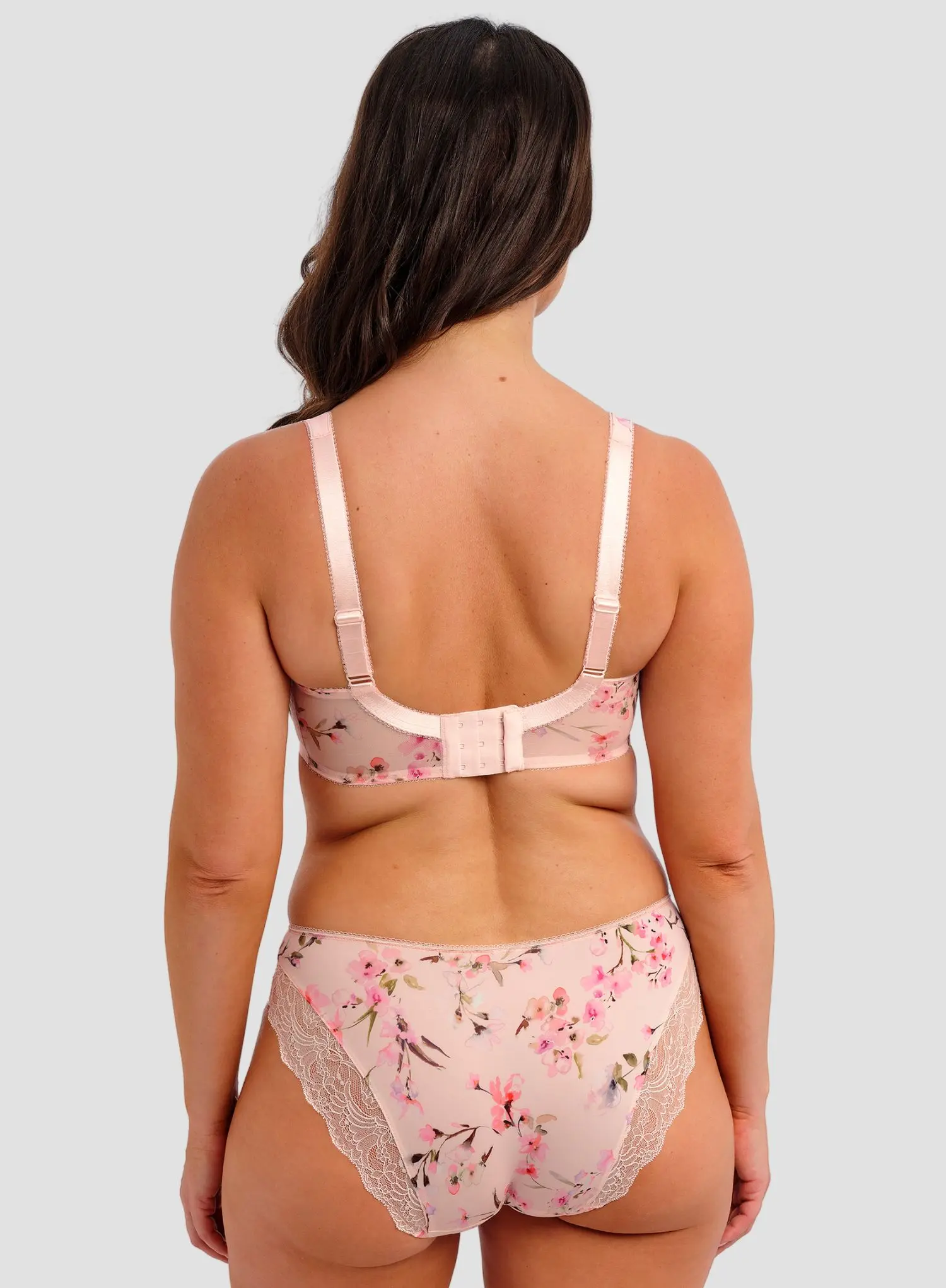 Fantasie: Lucia Brief Rosewater - Image 3