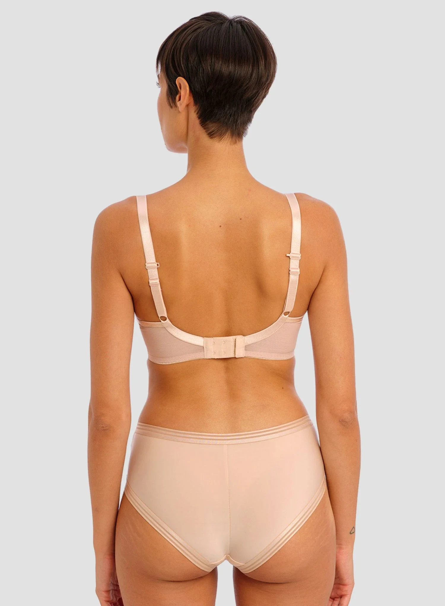 Freya: Tailored Short Natural Beige - Image 3