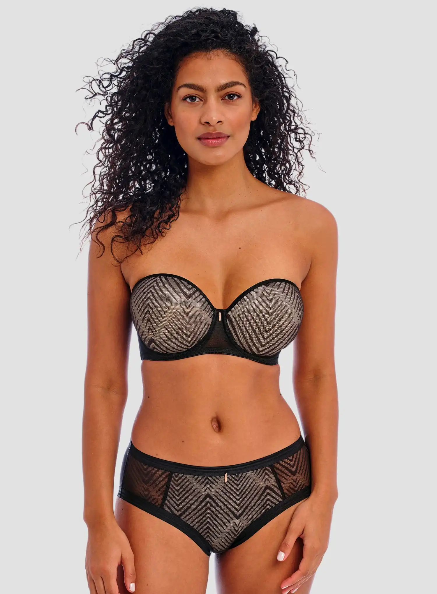 Freya: Tailored Underwired Strapless Moulded Bra Black - Image 2