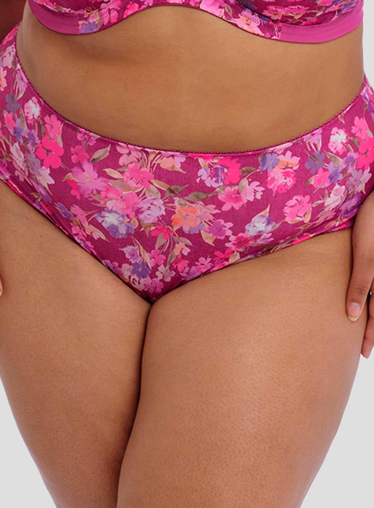 Goddess: Kayla Brief Summertime - Image 4