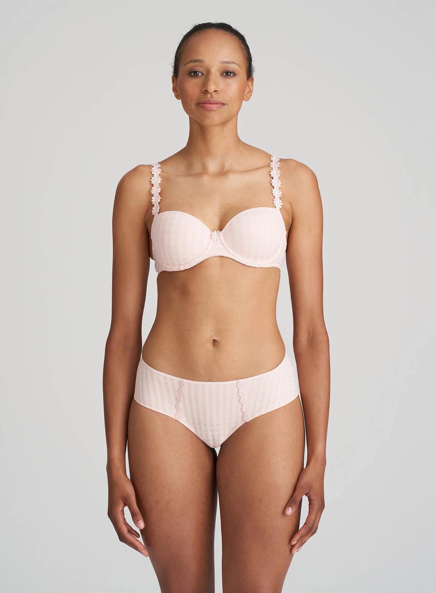 Marie Jo: Avero Padded Balcony Bra Pearl Pink - Image 2