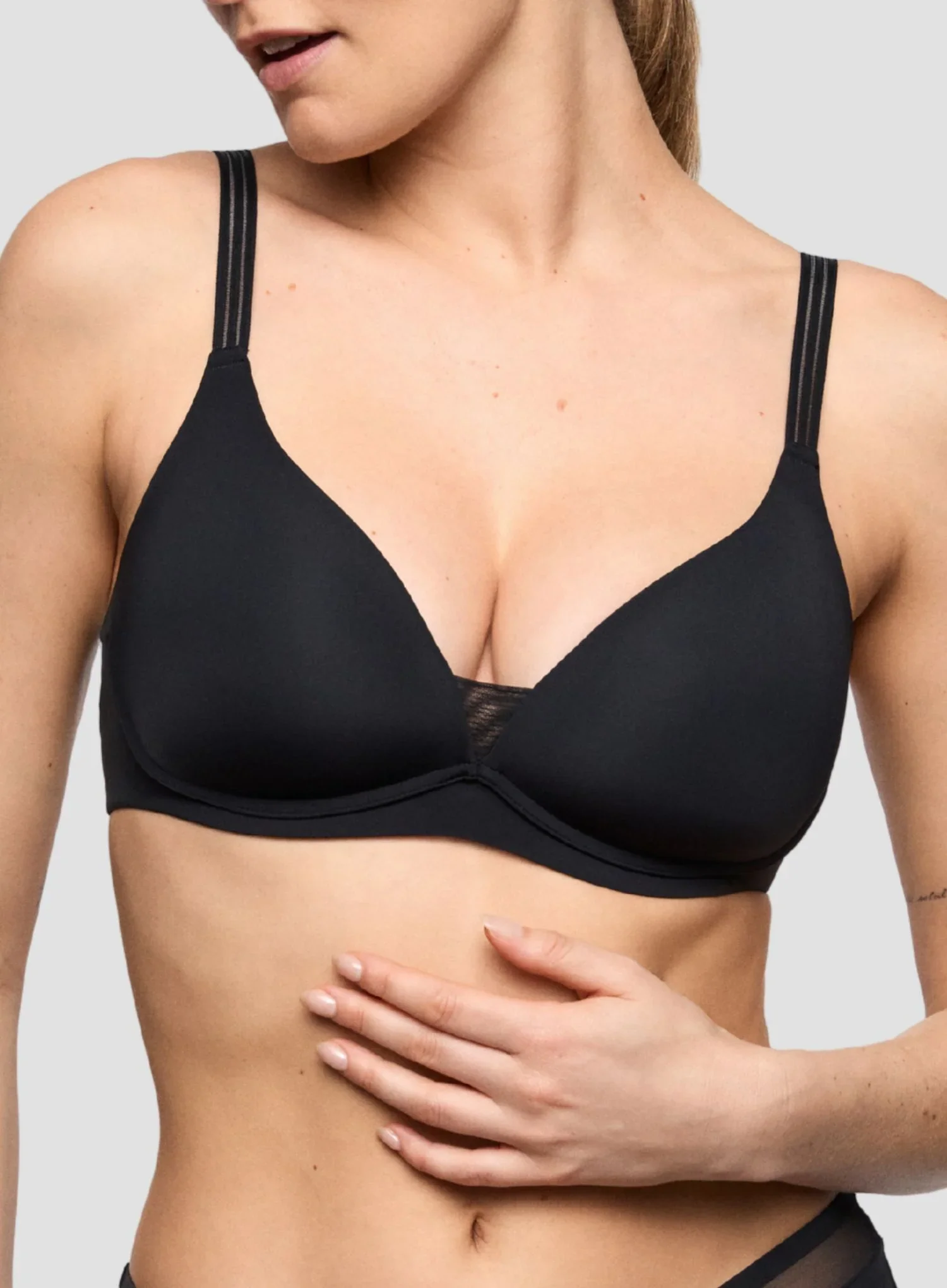 Marie Jo: Louie Non Wired Full Cup Bra Black - Image 5