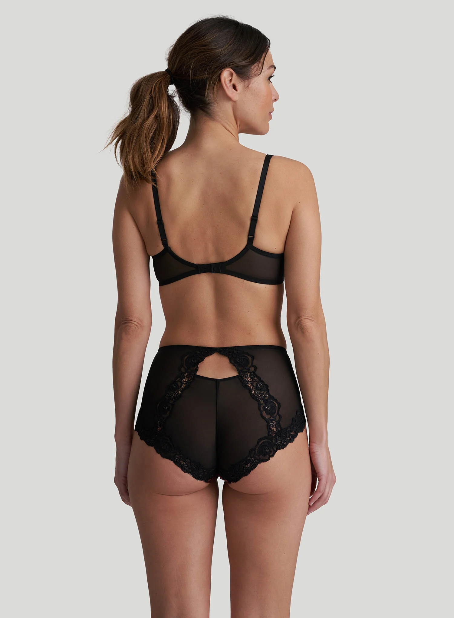 Marie Jo: Selyna Padded Balconette Bra Spicy Red - Image 3