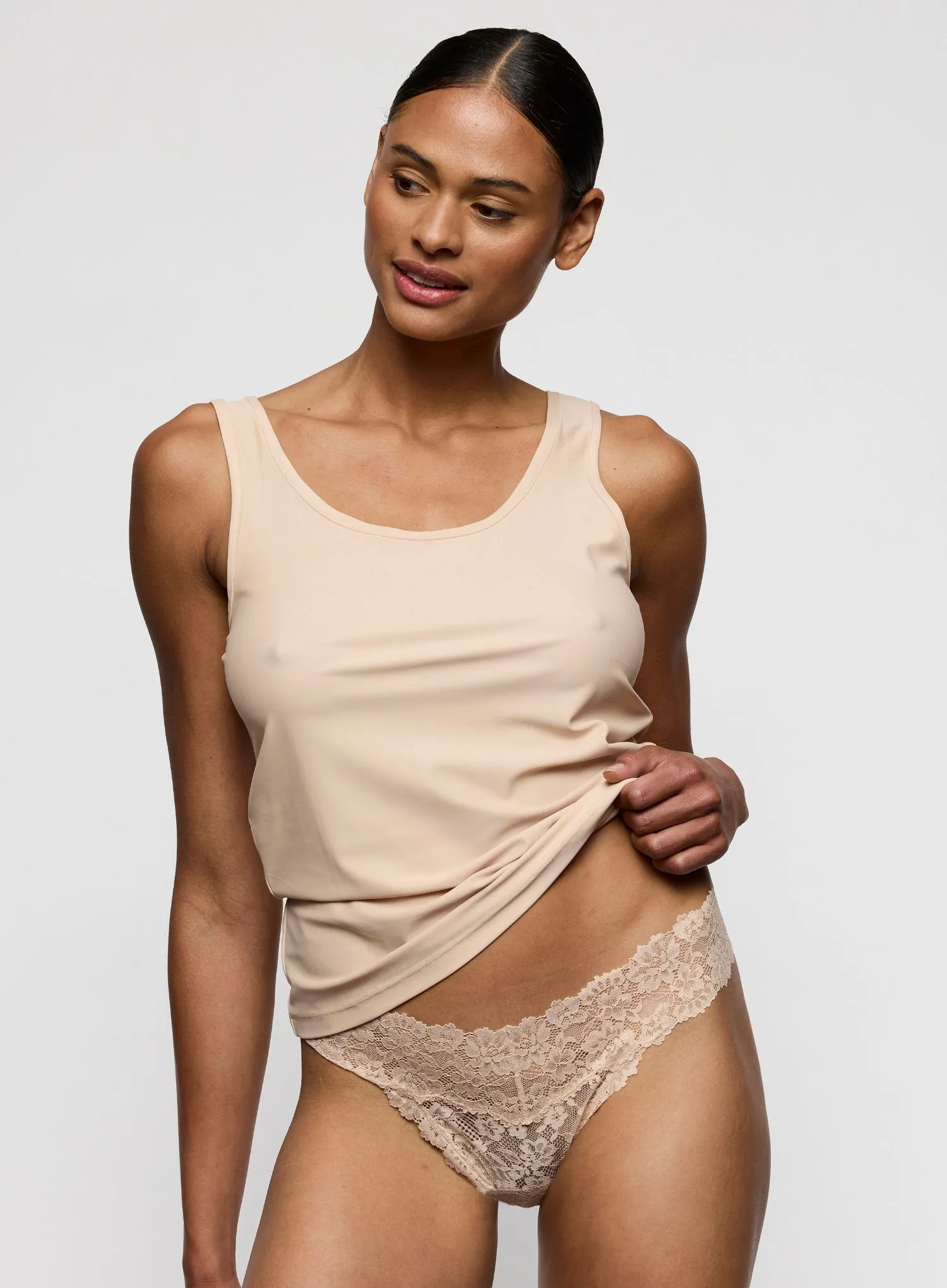 Marie Jo: Soft Studio Lace Thong Caffe Latte