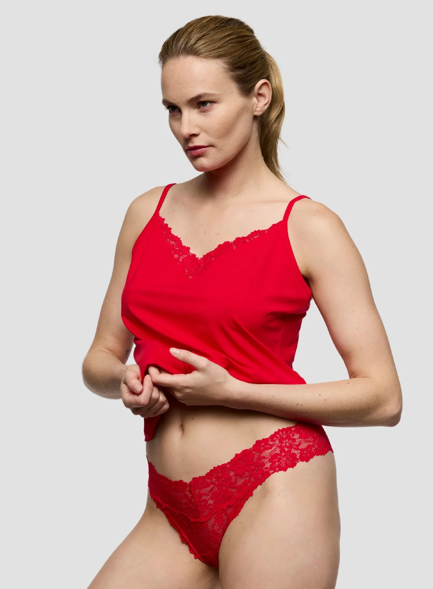Marie Jo: Soft Studio Lace Thong True Red - Image 4