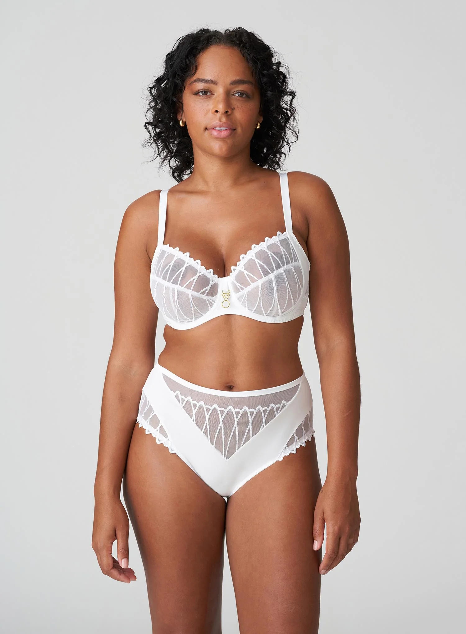 PrimaDonna: Arthill Full Brief White