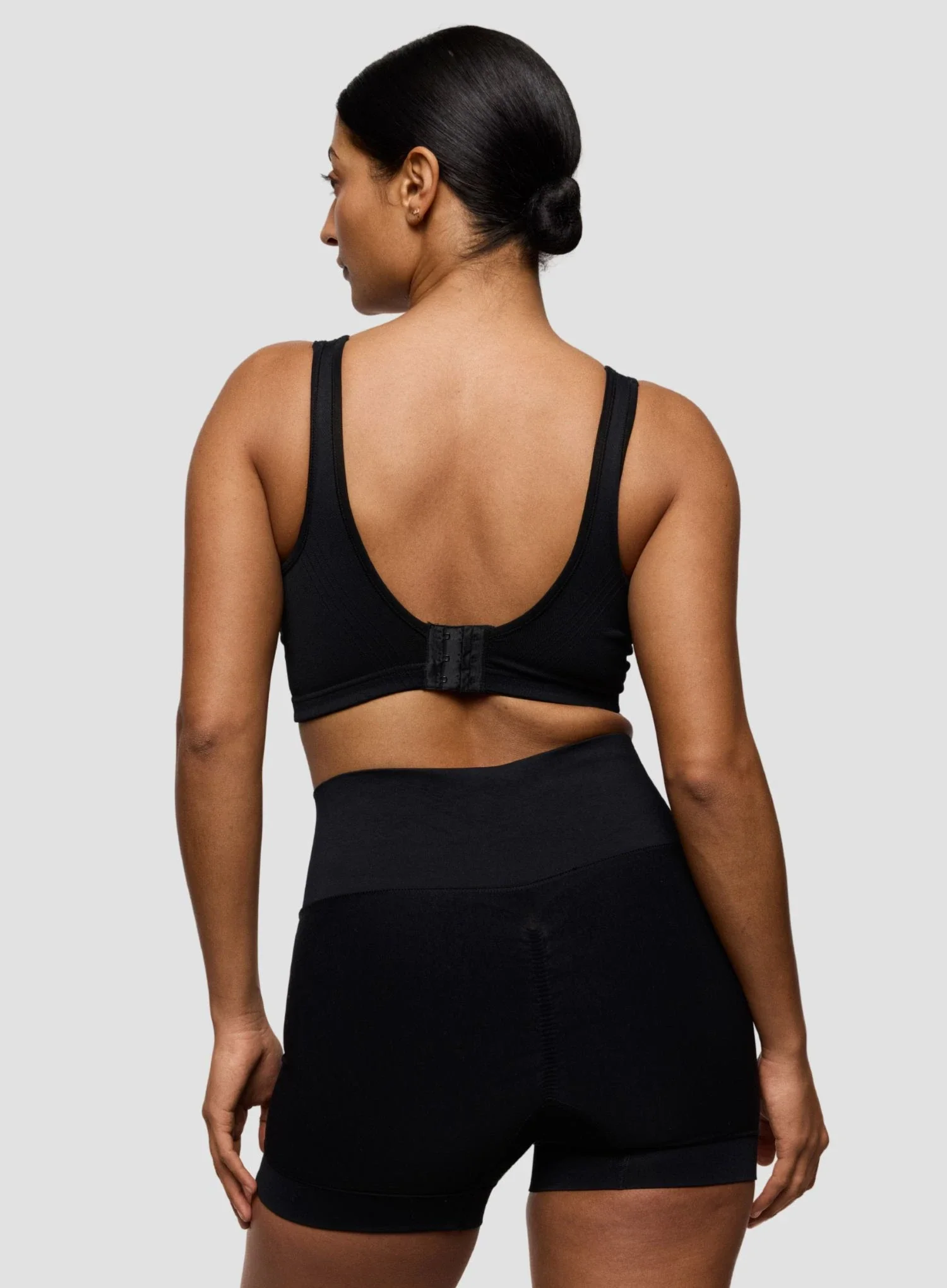 Primadonna: Nudda Non Wired Minimiser Bralette Black - Image 3
