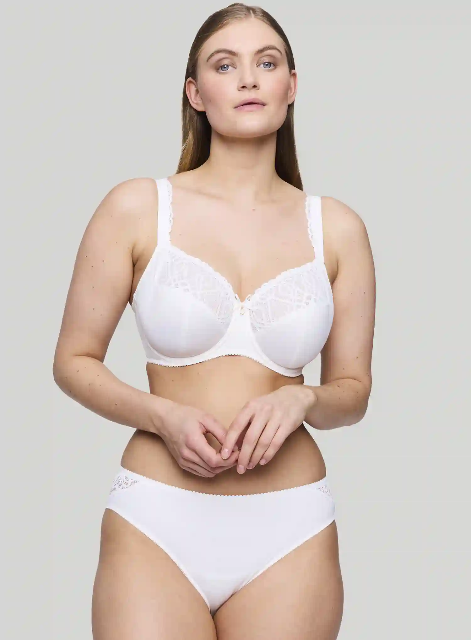 Primadonna: Salerno Rio Brief Natural