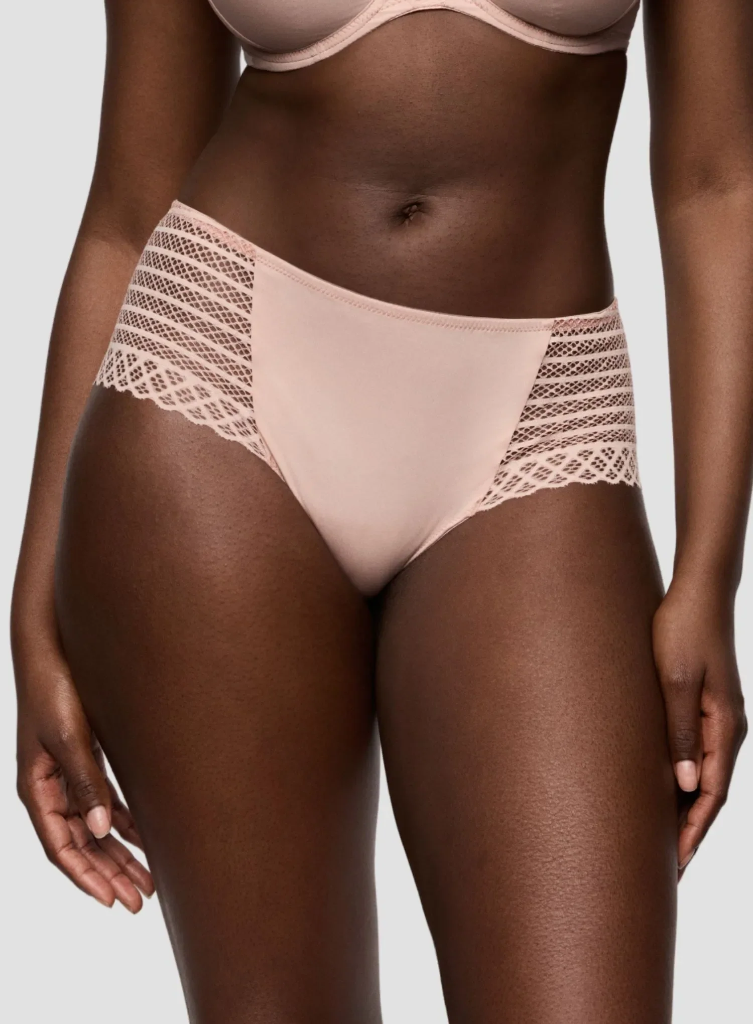 Primadonna Twist: Twist Side Hotpants Powder Rose - Image 4