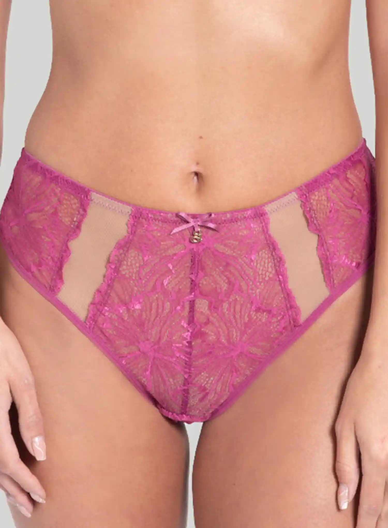 Samanta Lingerie: Mila Thong Raspberry - Image 4
