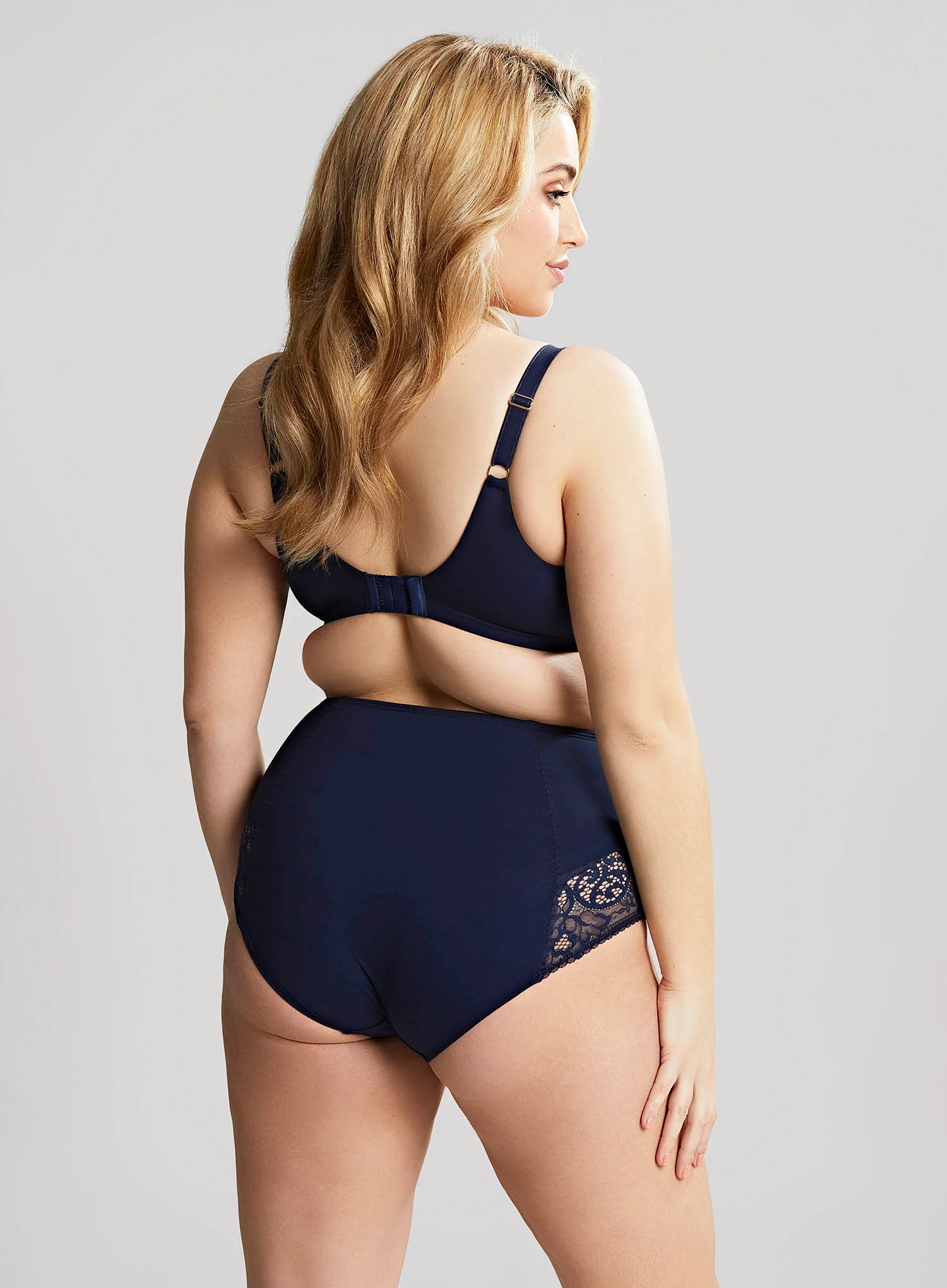 Sculptresse: Estel High Waisted Brief Navy - Image 2