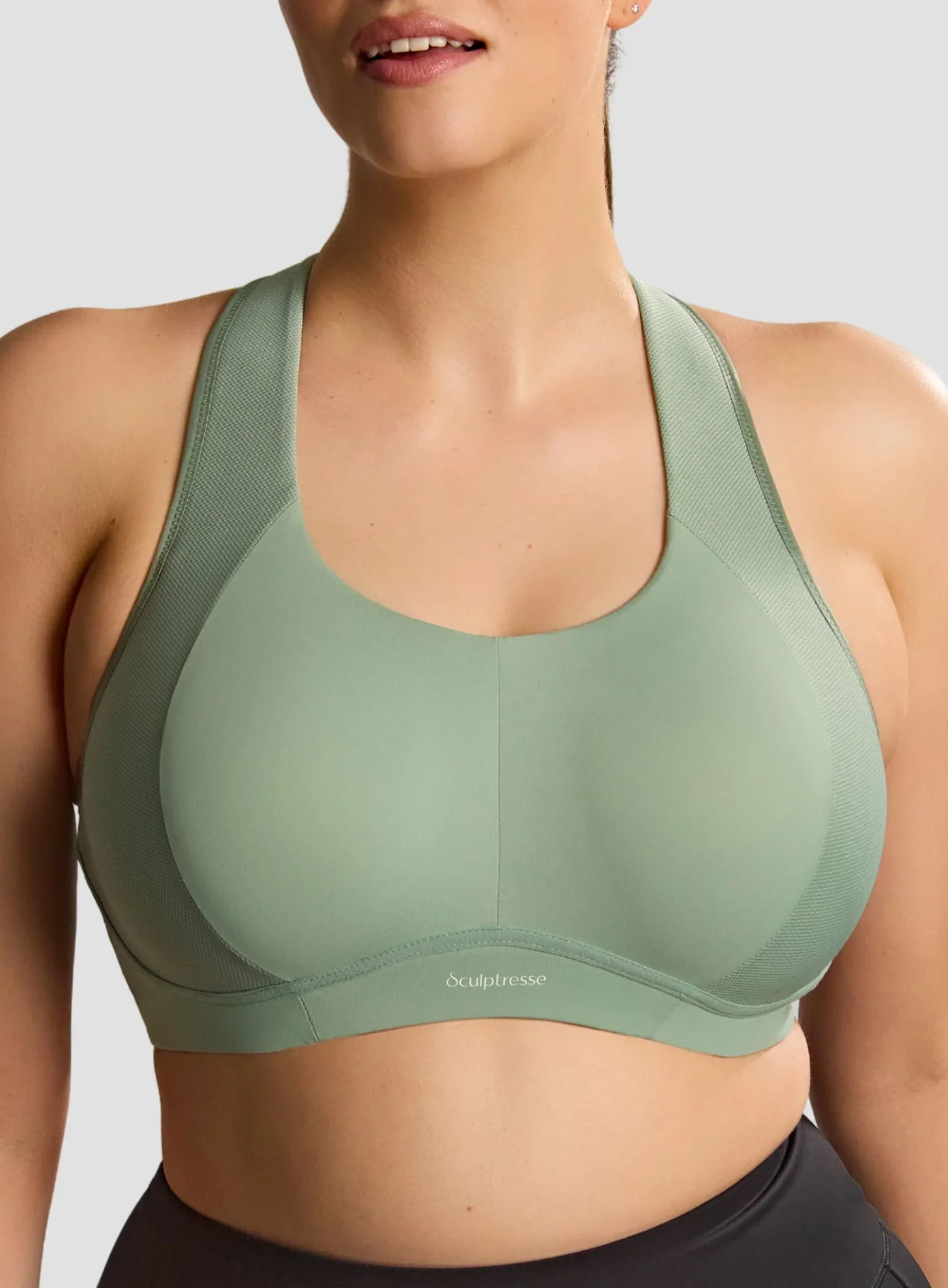 Sculptresse: Thrive Underwired Non Padded Sports Bra Pale Green - Image 4