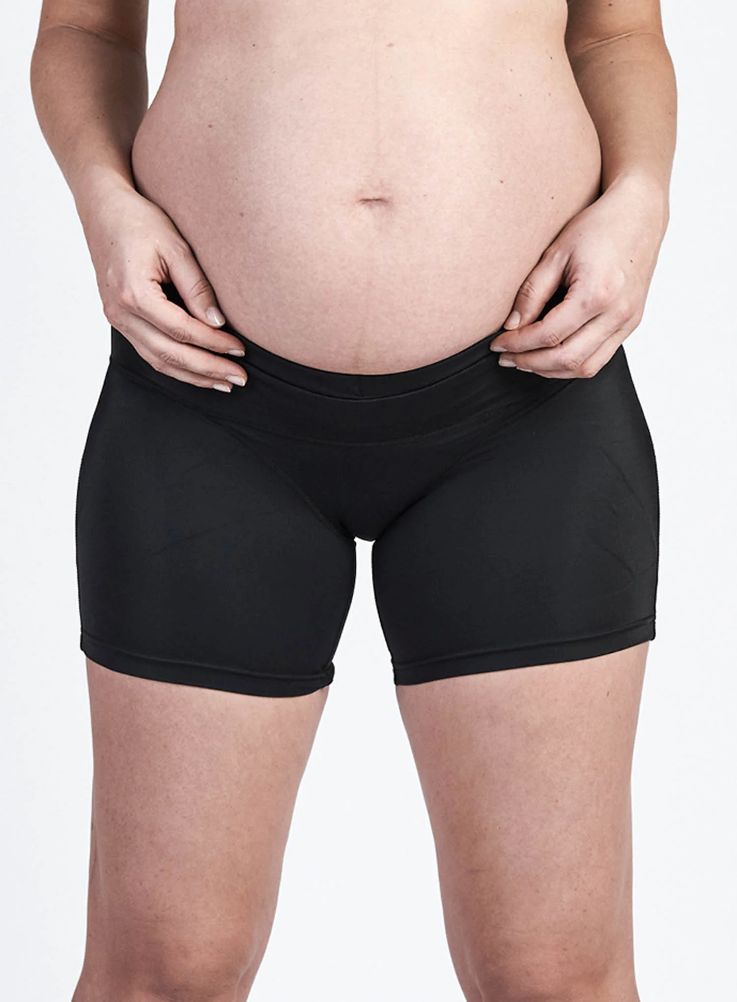 SRC: Compression Pregnancy Mini Shorts Black - Image 2