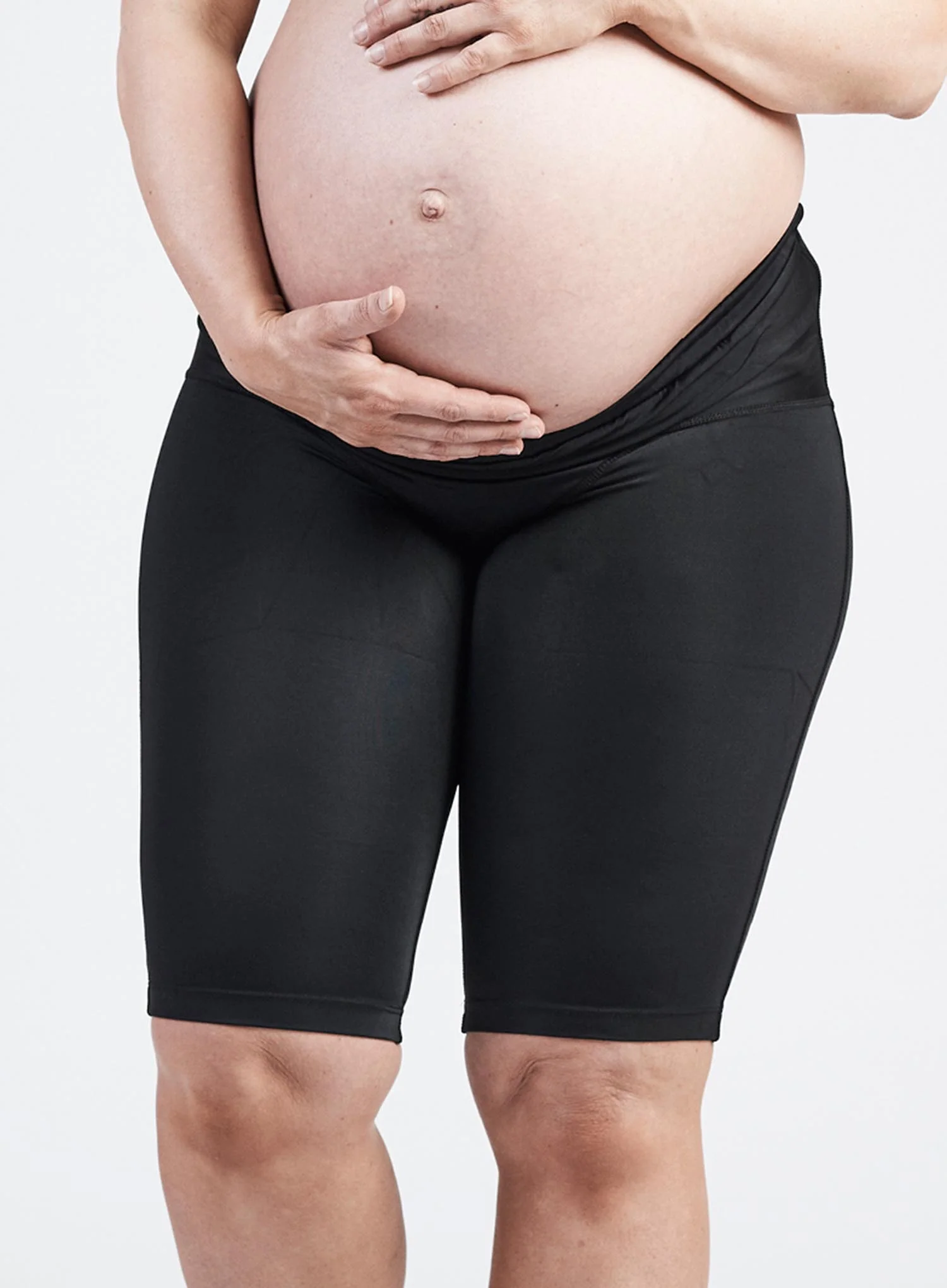 SRC: Compression Pregnancy Shorts Black - Image 2