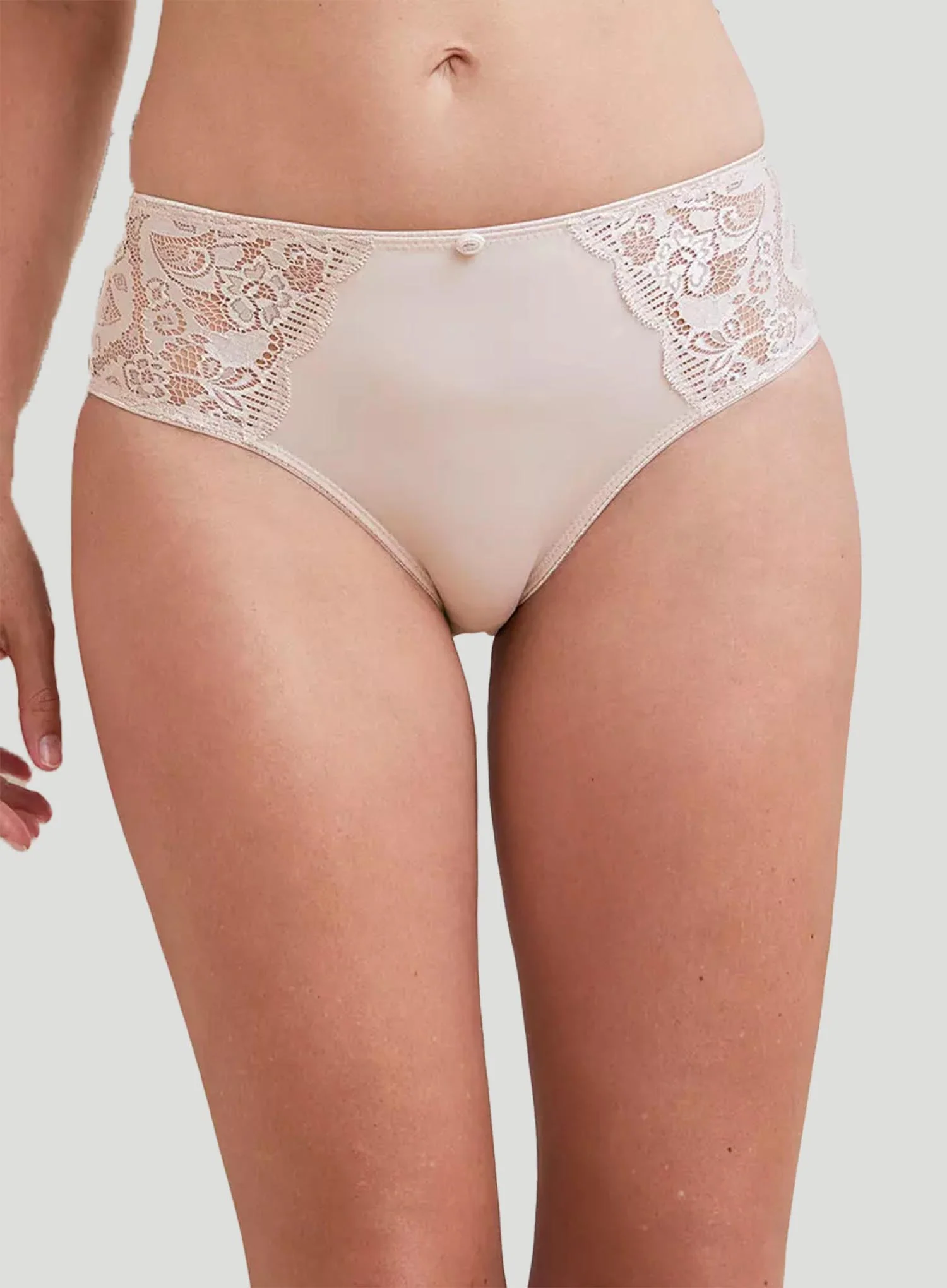 Susa: Latina Brief Pure Beige
