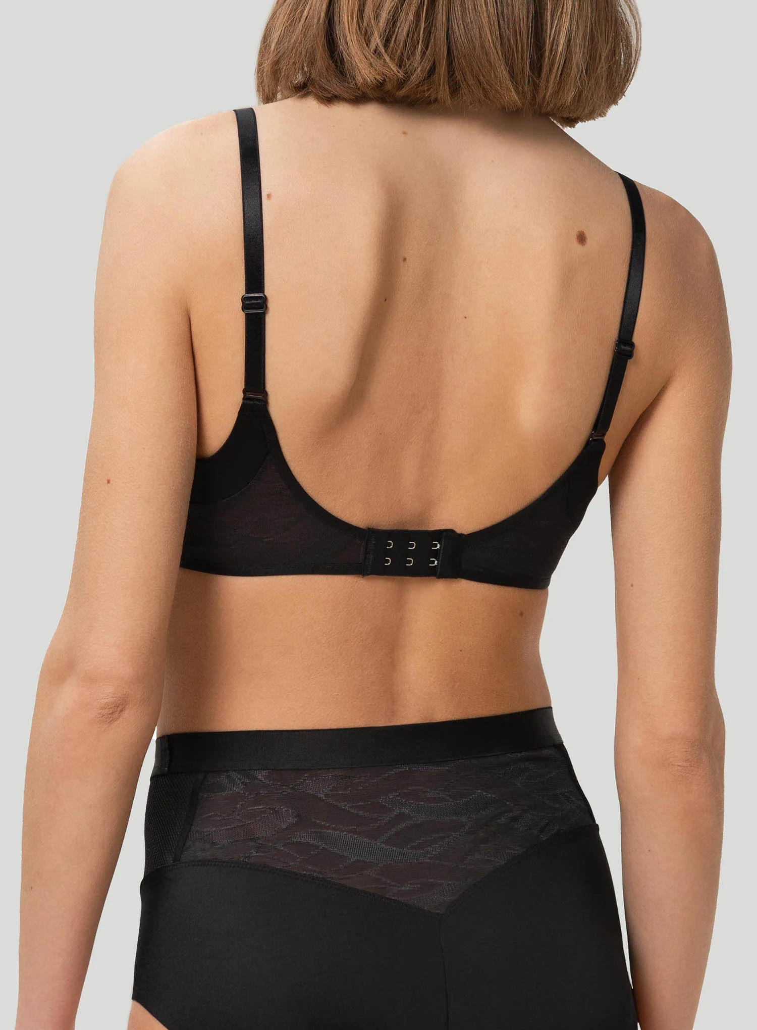 Triumph: Airy Sensation T Shirt Bra Black - Image 3