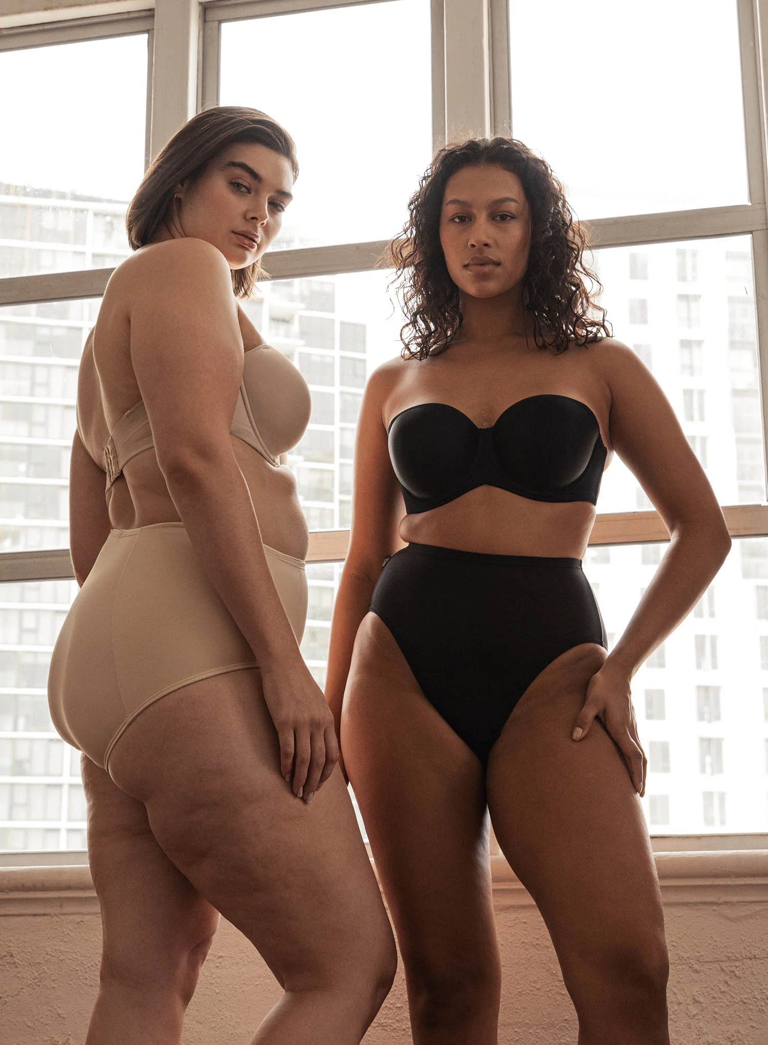 Triumph: Beautiful Silhouette Strapless Bra Black - Image 4
