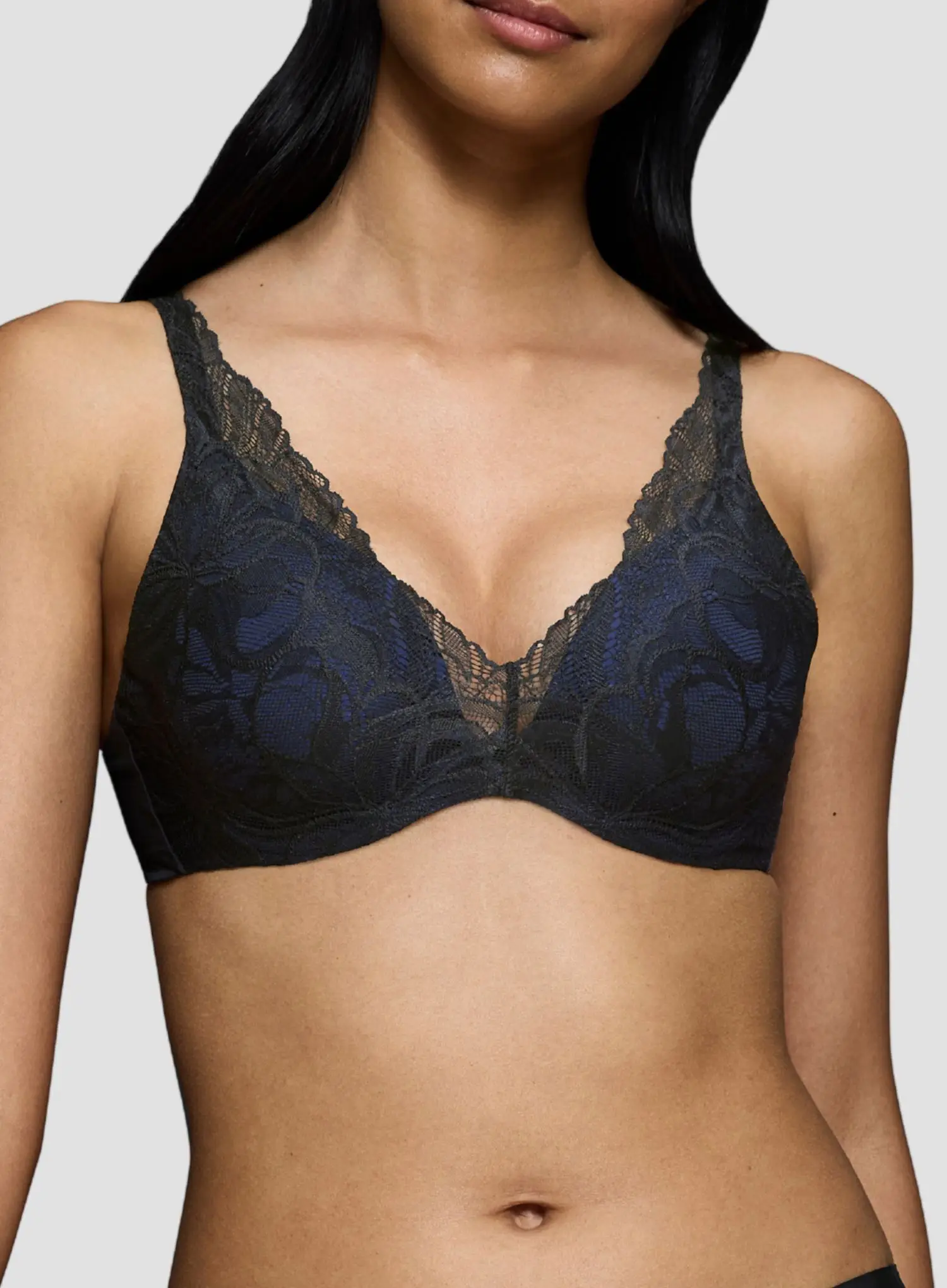 Triumph: Body Make Up Illusion Lace Padded Bra Black - Image 4