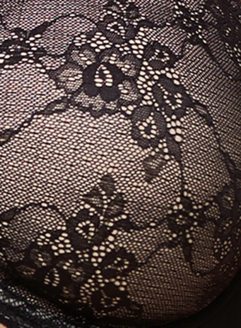 Triumph: Contouring Sensation Minimising Bra Black - Image 4