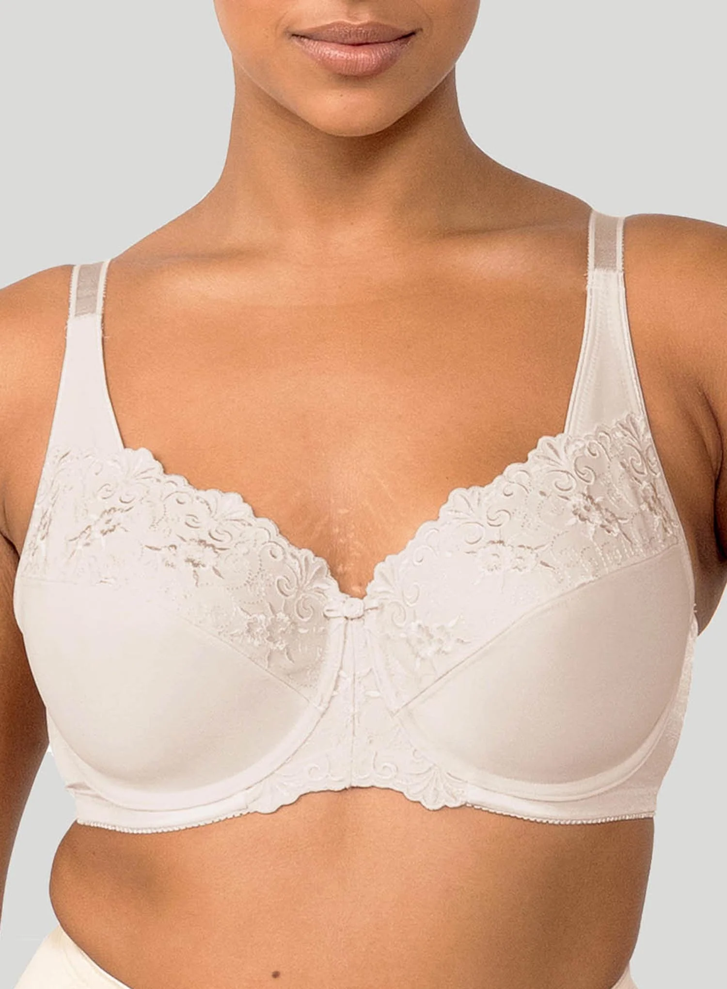 Triumph: Embroidered Minimiser Underwired Bra Fawn - Image 5