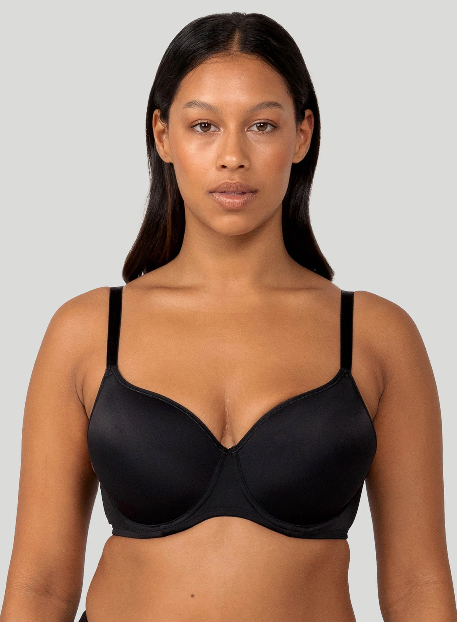 Triumph: Gorgeous Luxury Underwired Smooth Cup Bra Black - Image 4