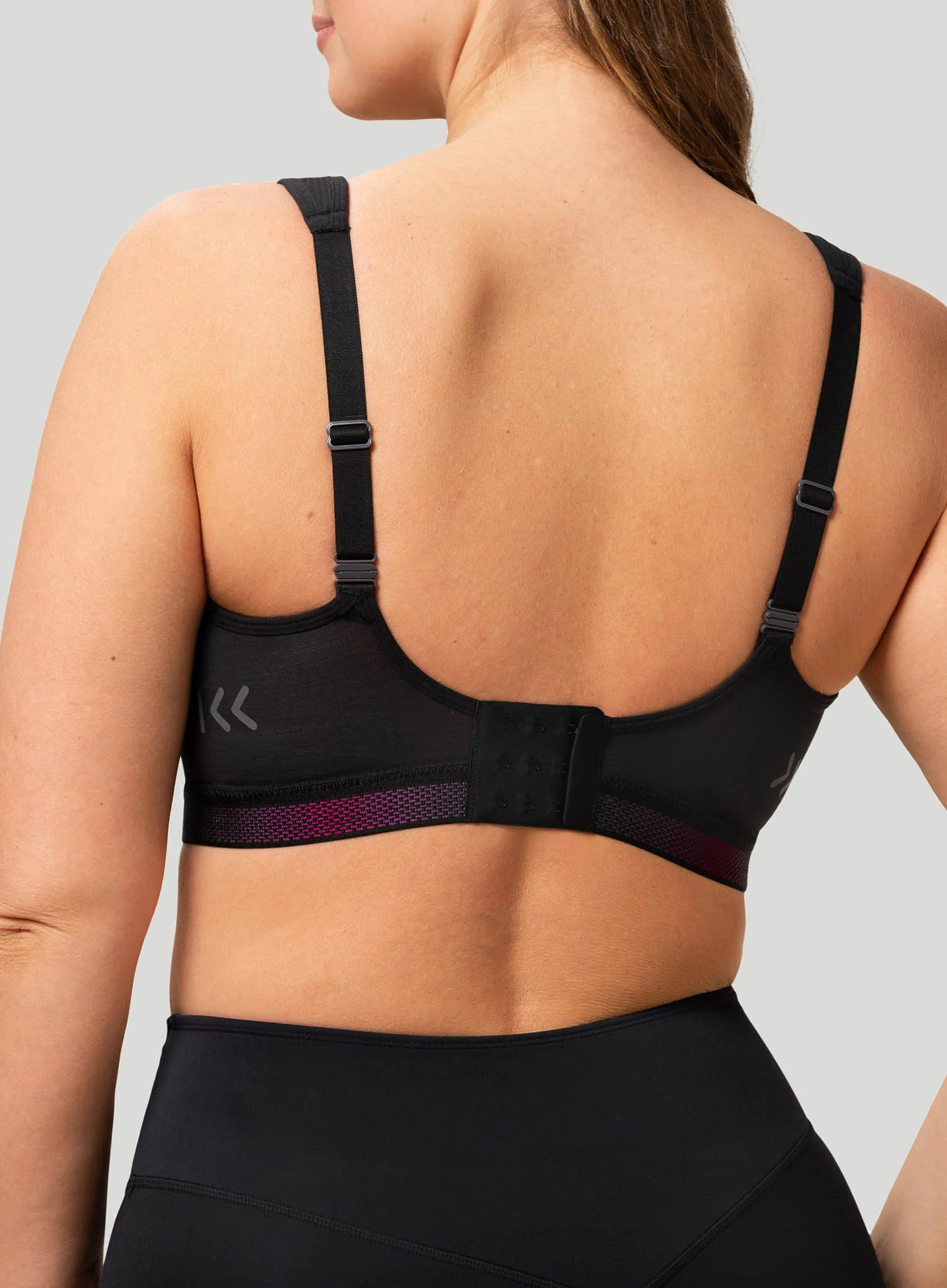 Triumph: Triaction Cardio Cloud Sports Bra P Ex Black - Image 3