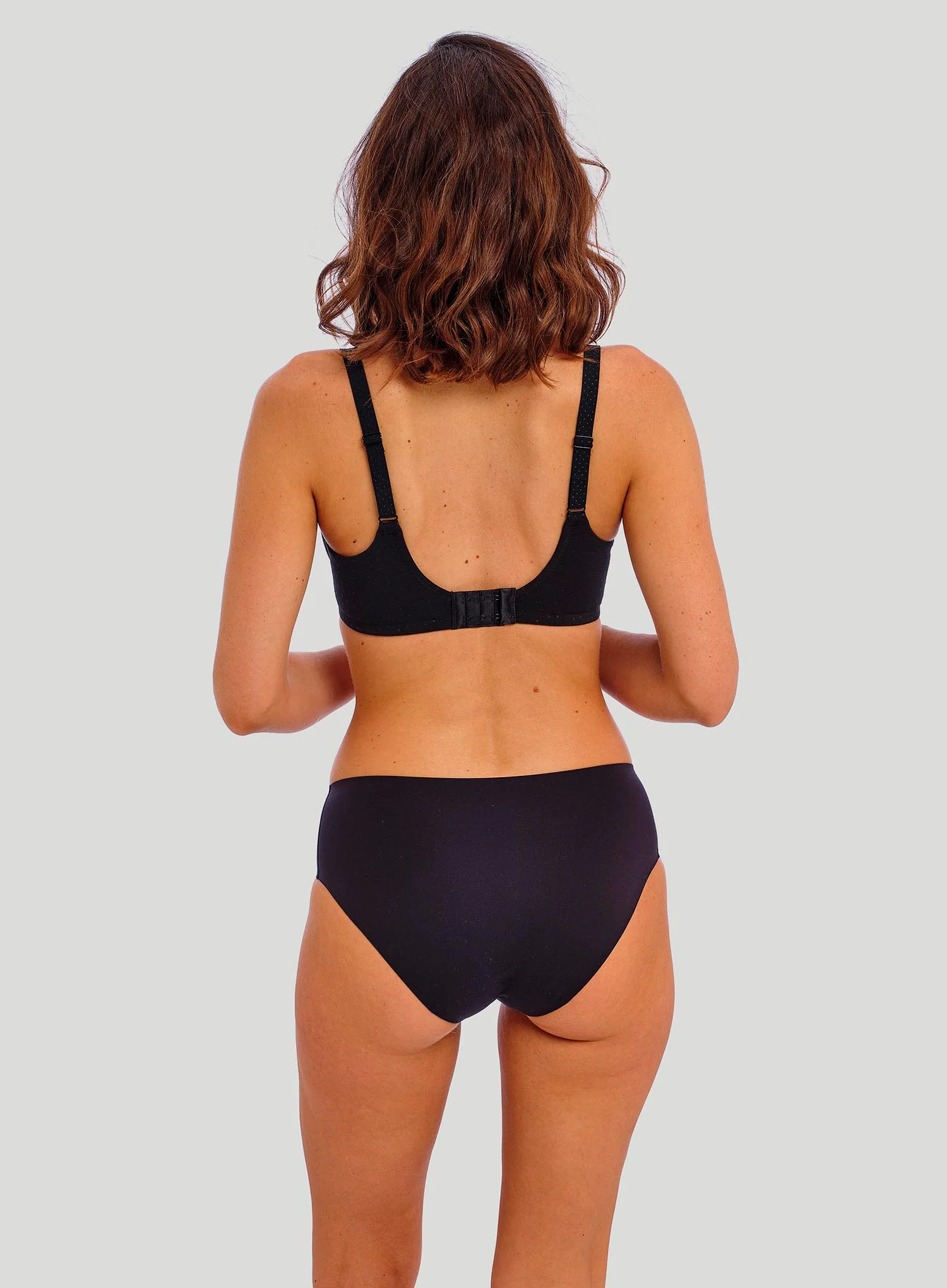 Wacoal: Back Appeal Minimiser Bra Black - Image 3