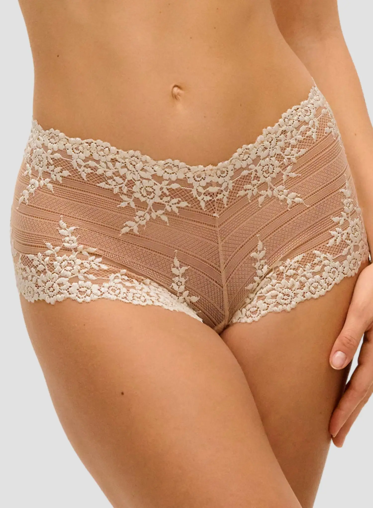 Wacoal: Embrace Lace Boy Short Nude - Image 4
