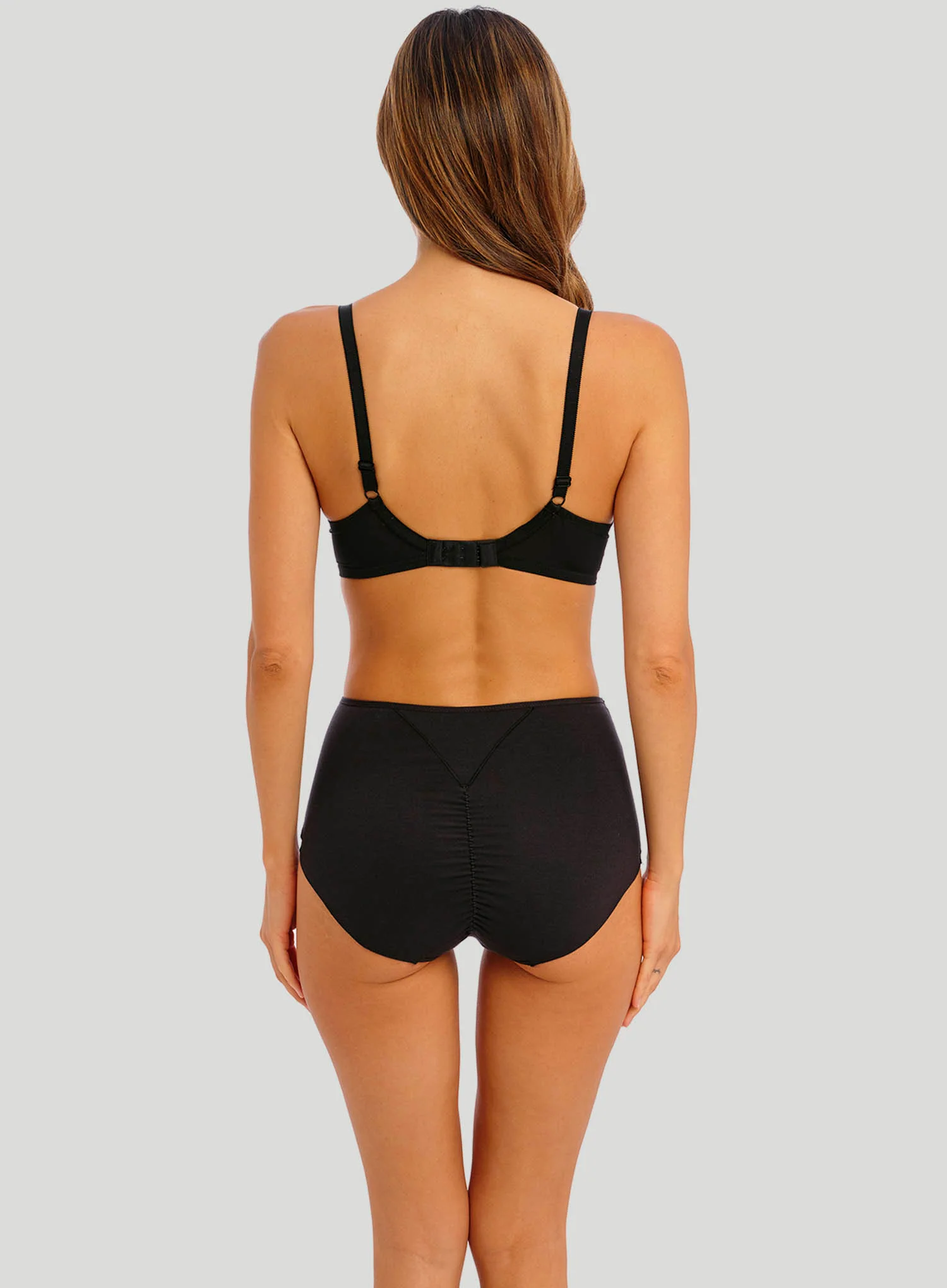 Wacoal: Lisse Underwired Moulded Spacer Bra Black - Image 3